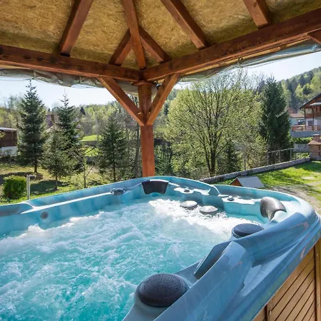 Cozy Holiday Home In Kvarner With Outdoor Jacuzzi * Brod Moravice