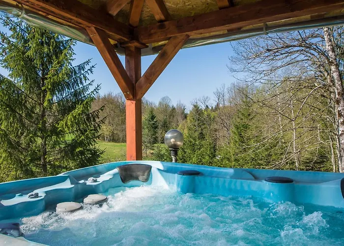 In Gorski Kotar With Pool Nyaraló *